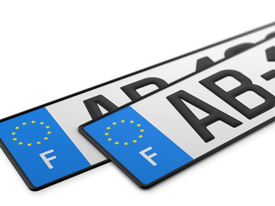 Fabrication et pose de plaque d'immatriculation en Aveyron, La Cavalerie - Larzac Poids Lourds